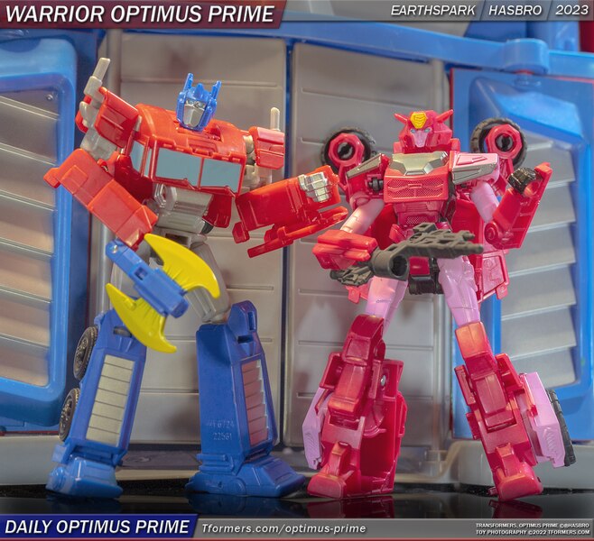 Daily Prime   Earthspark Warriors Optimus Prime & Elita 1 (1 of 1)